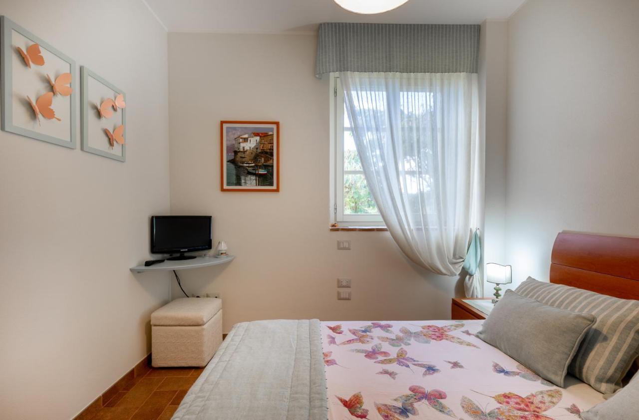 Altra Meta B&B Γκούμπιο Εξωτερικό φωτογραφία