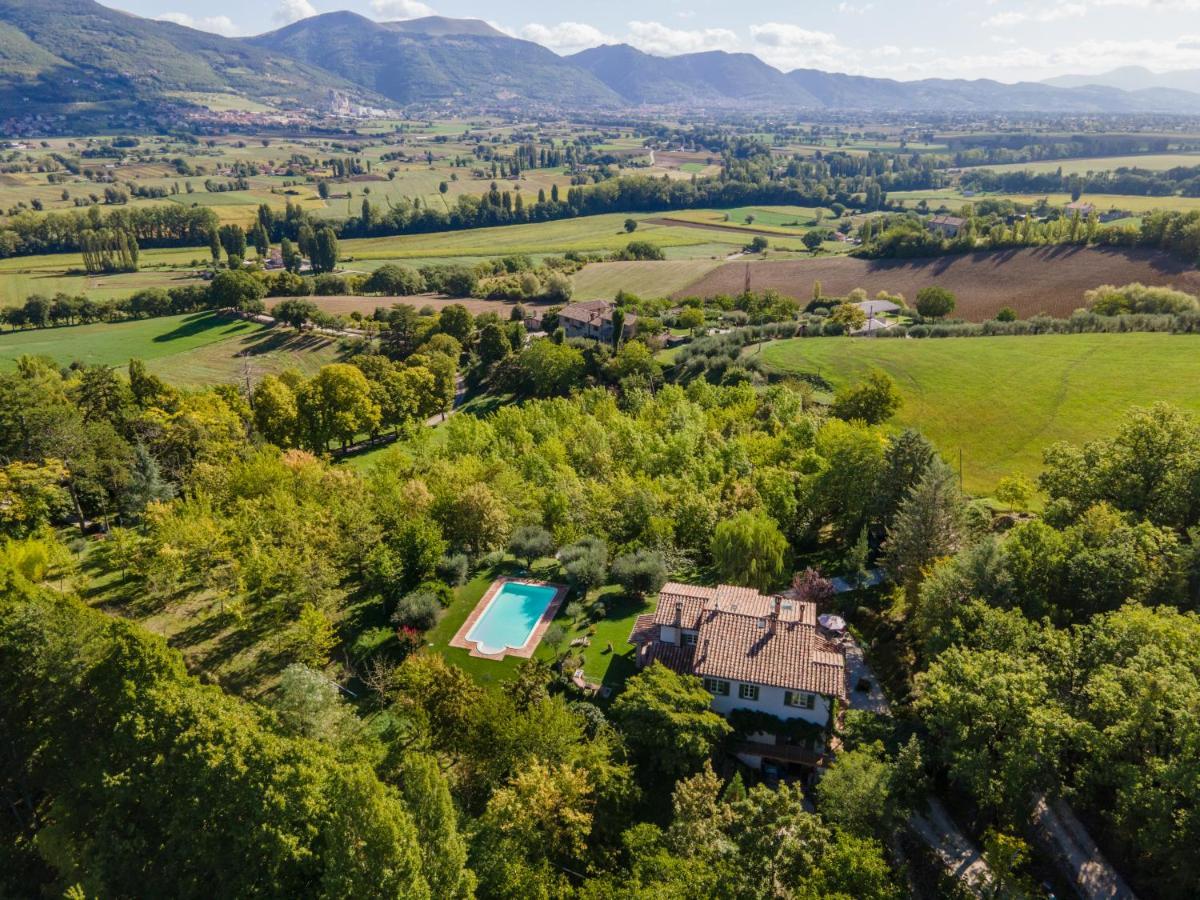 Altra Meta B&B Γκούμπιο Εξωτερικό φωτογραφία