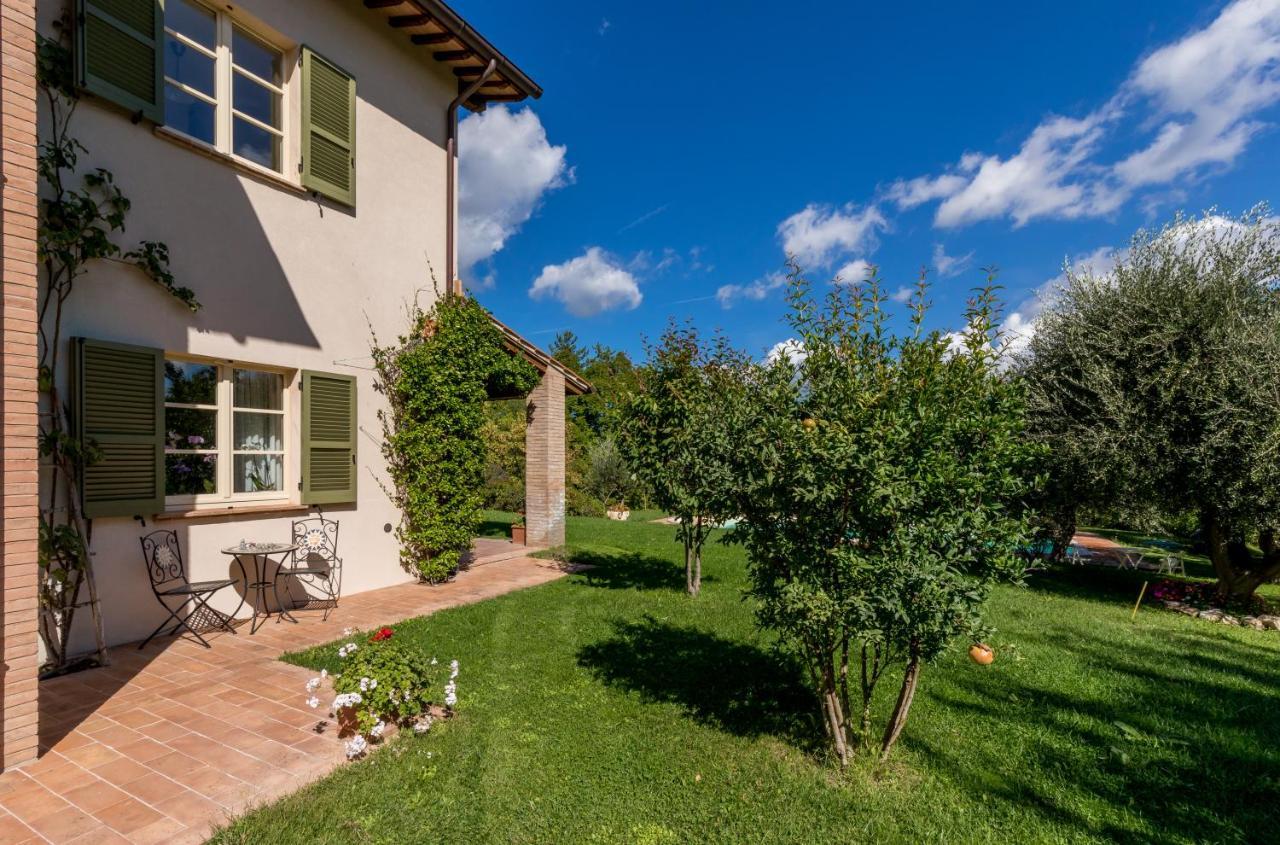 Altra Meta B&B Γκούμπιο Εξωτερικό φωτογραφία