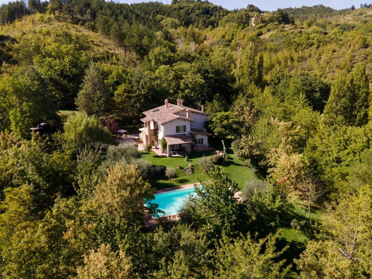 Altra Meta B&B Γκούμπιο Εξωτερικό φωτογραφία