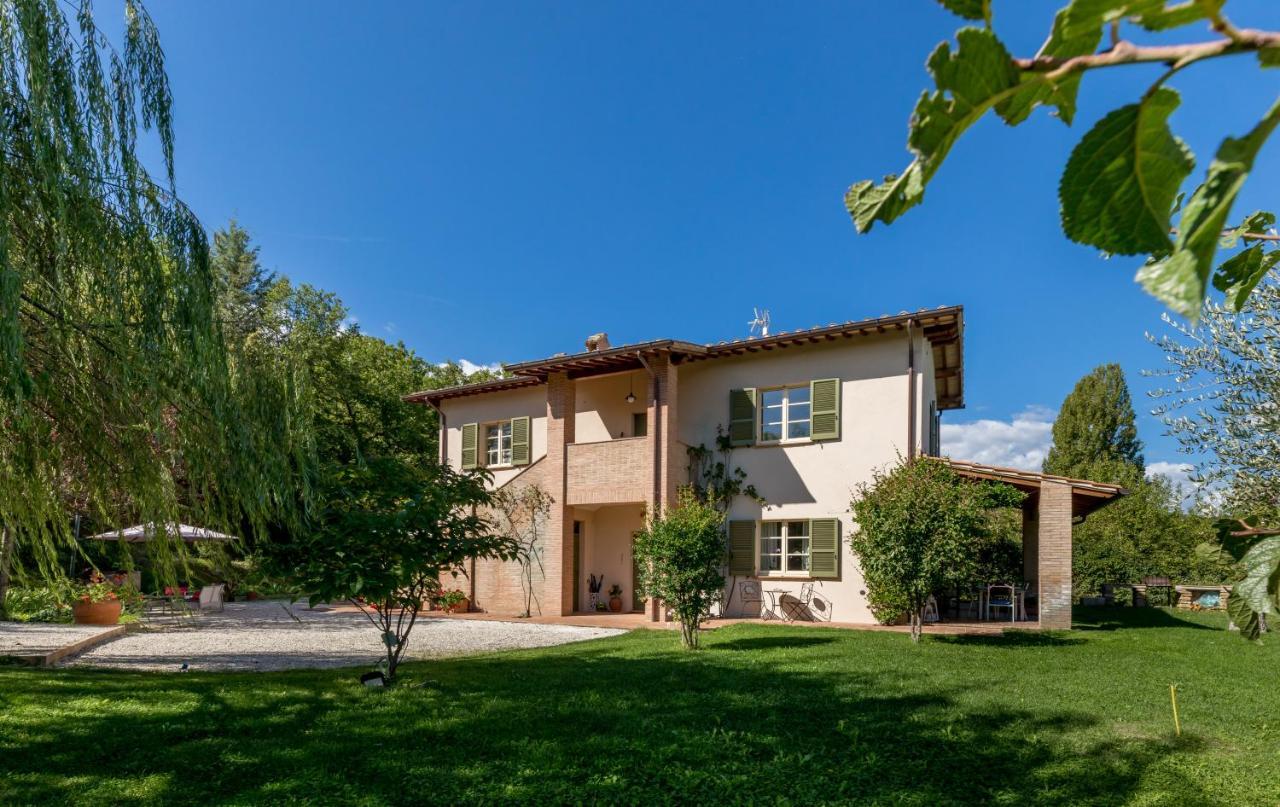 Altra Meta B&B Γκούμπιο Εξωτερικό φωτογραφία