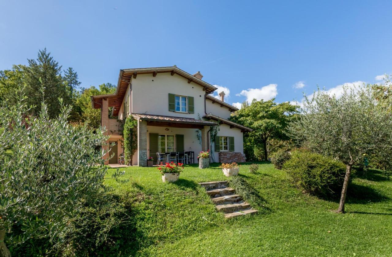 Altra Meta B&B Γκούμπιο Εξωτερικό φωτογραφία
